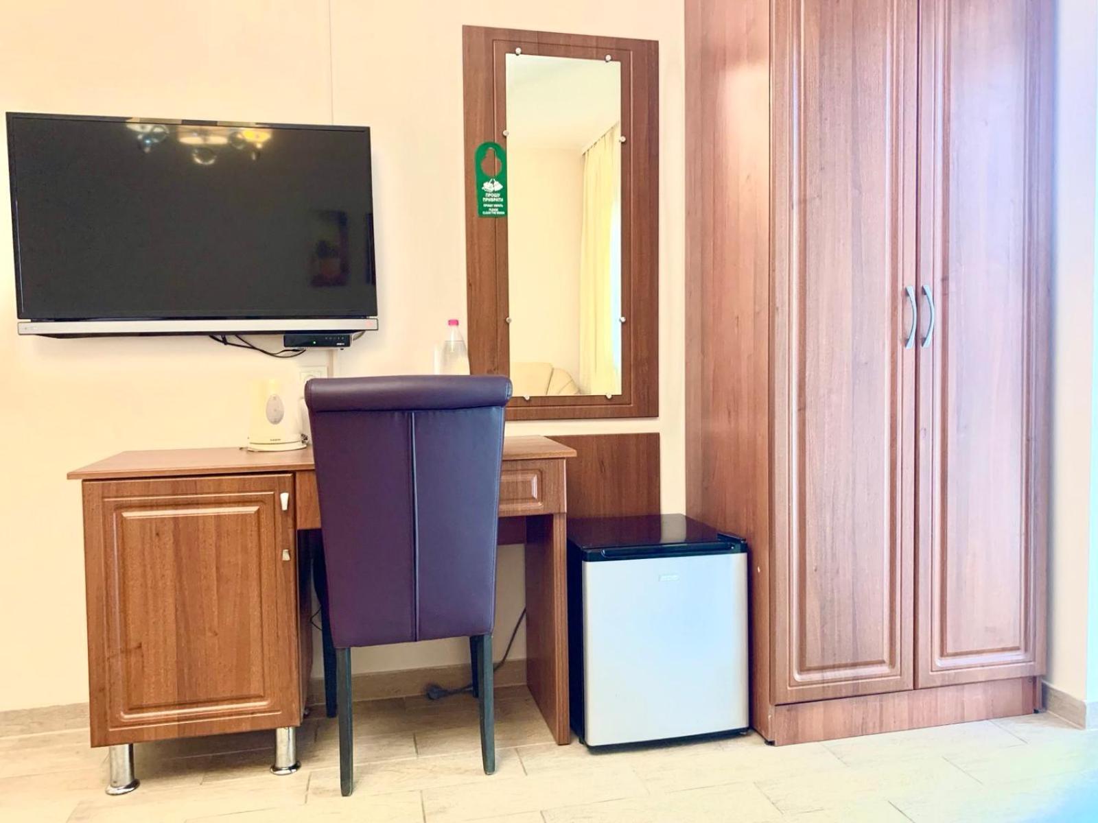 Terasa Otel Stanishovka Dış mekan fotoğraf